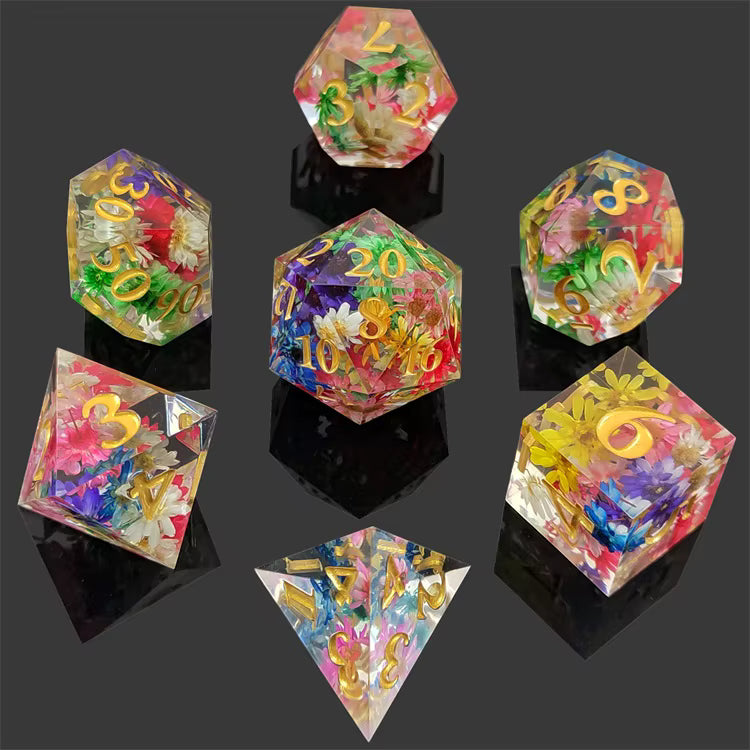 Sharp Magic Crystals Dice Set - Transparent Flower